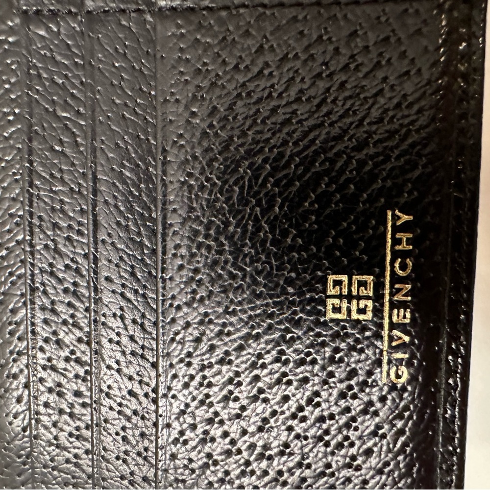 GIVENCHY bifold black wallet with fabric on the outside and pebble leather trim - Picture 6 of 7